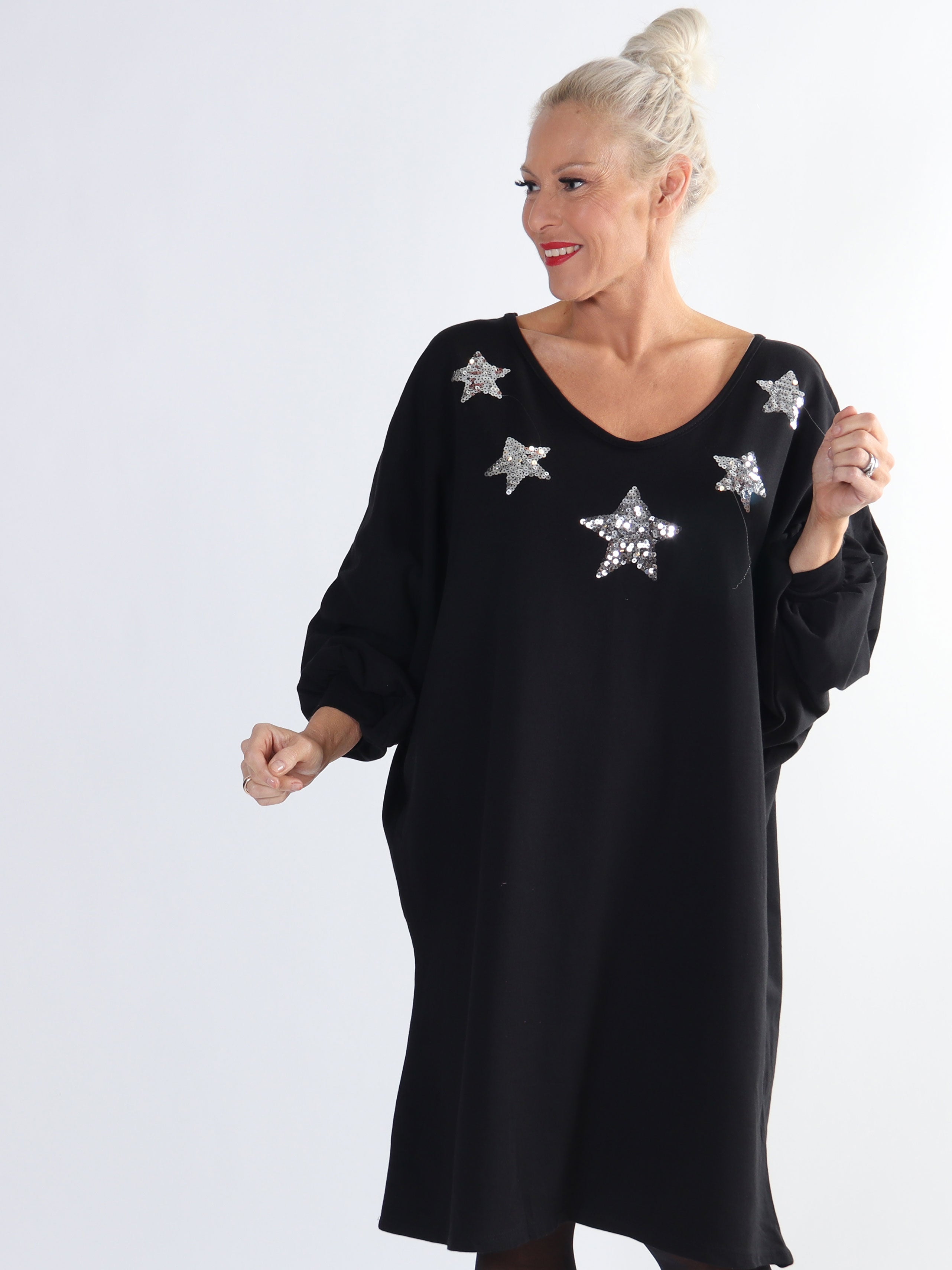 Torino - Plus size klänning med paljettstjärnor